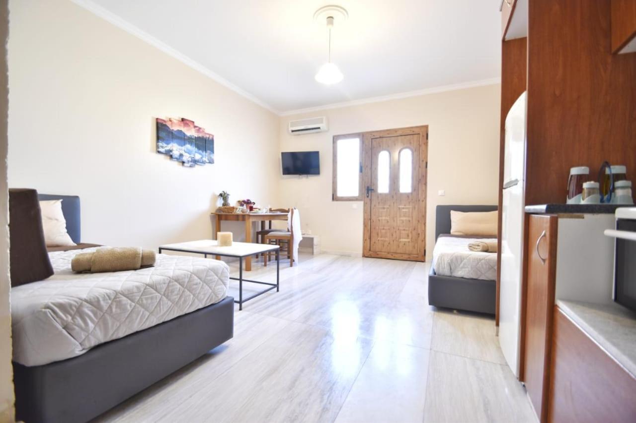 Konomi Residence Karavádhos Екстериор снимка