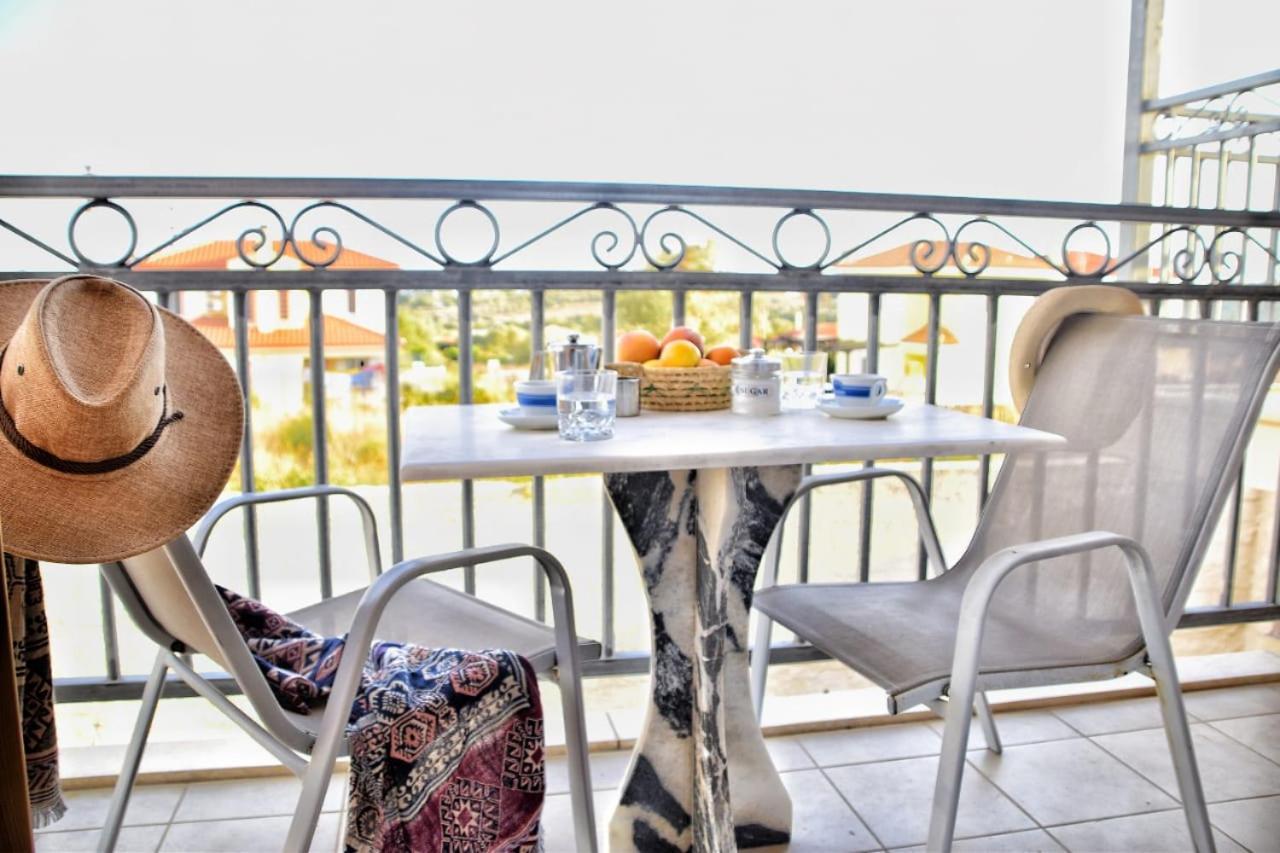 Konomi Residence Karavádhos Екстериор снимка