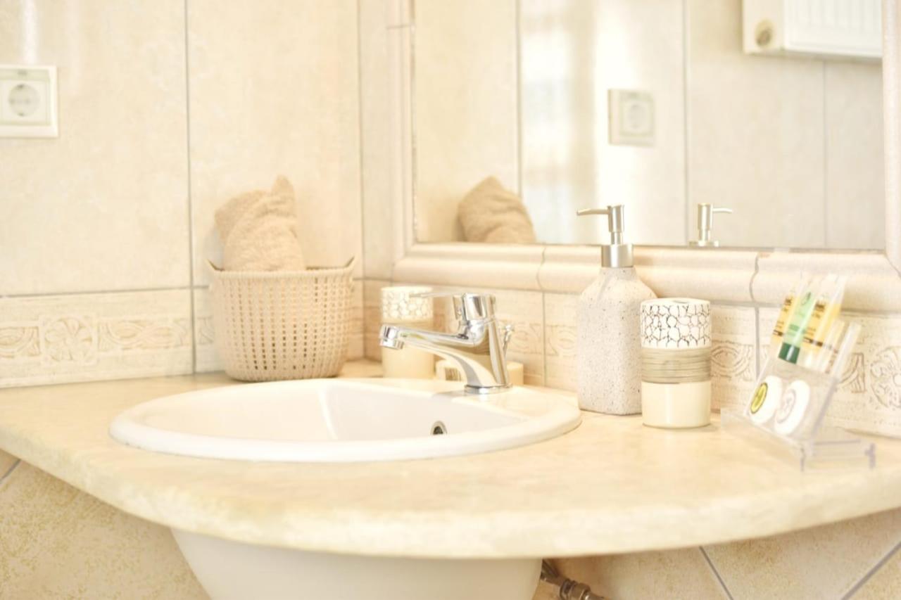 Konomi Residence Karavádhos Екстериор снимка